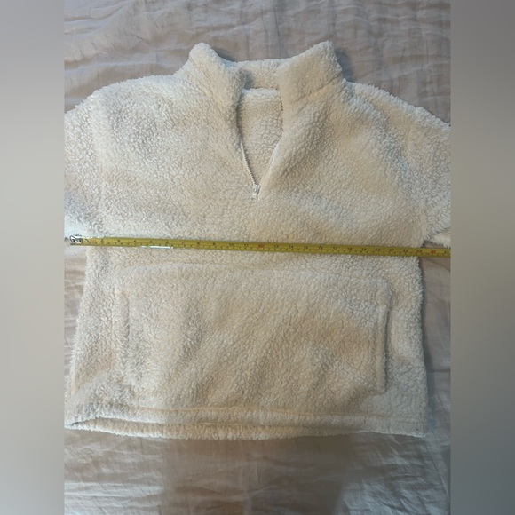Gap white furry fleece pullover xl - Picture 1 of 9